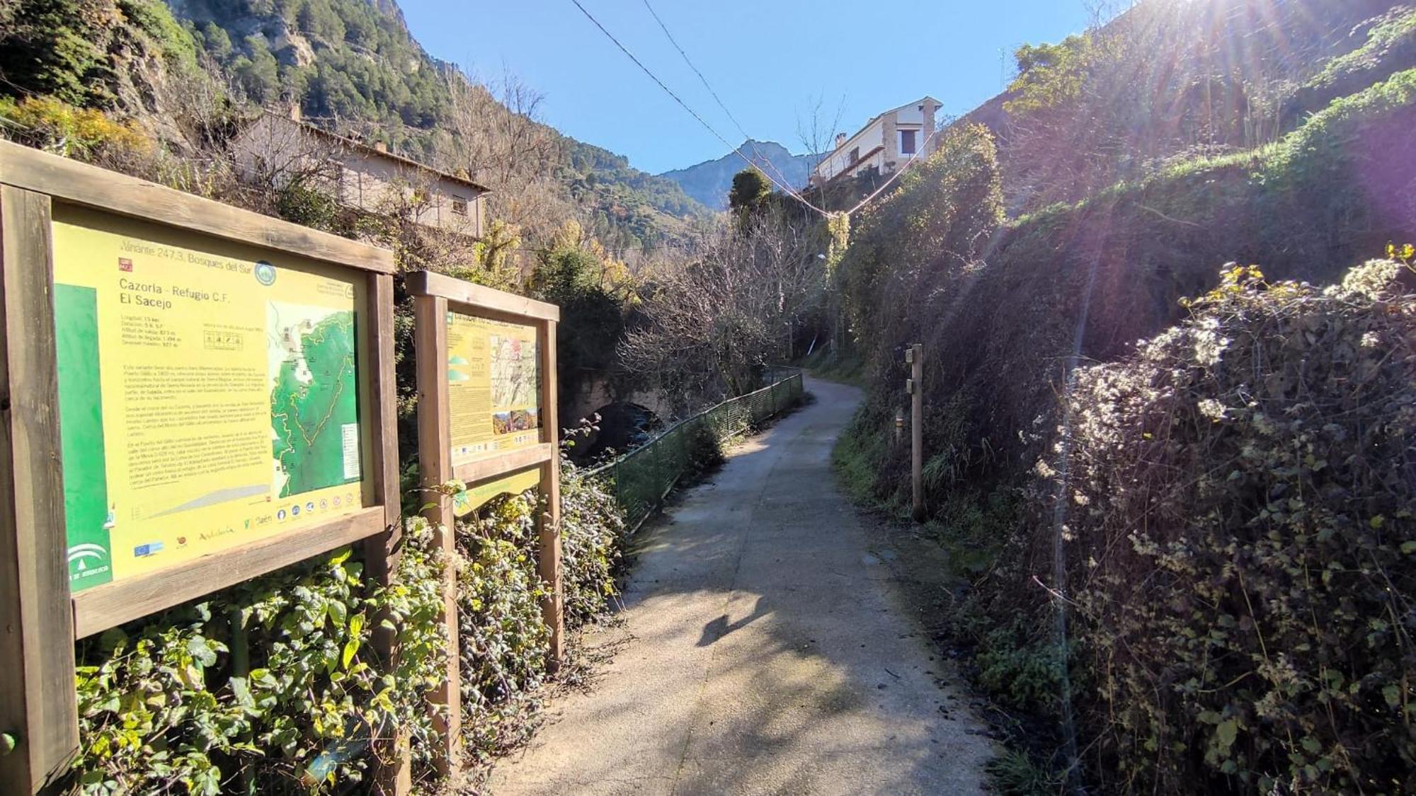 Alojamientos Puerta Del Parque Cazorla Ruang foto