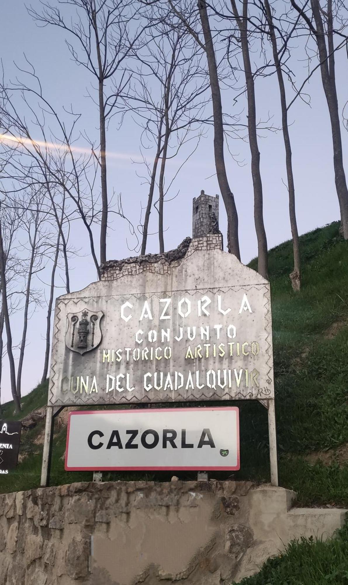 Alojamientos Puerta Del Parque Cazorla Ruang foto